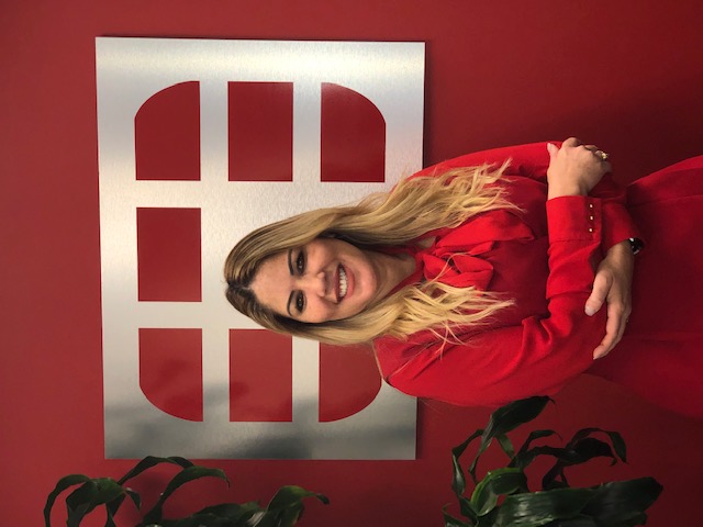 Elisa Coelho Ball image